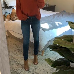 American Eagle High Rise Skinny Jean